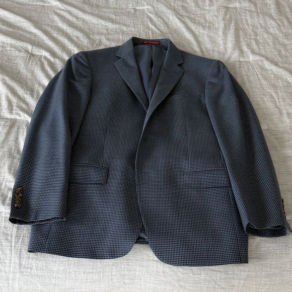 Hart Schaffner Marx Navy and Black Micro-Check Sport Coat